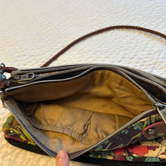 RARE Sakroots Floral Butterfly Crossbody Convertible Bag - Picture 11 of 11
